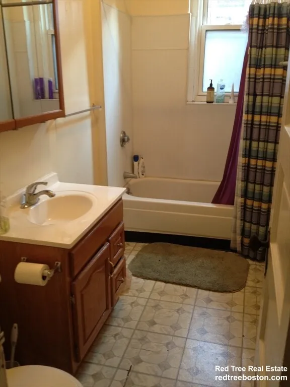 71 South Huntington Ave, Jamaica Plain