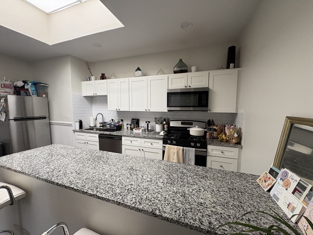 996 Chestnut St, Newton Upper Falls