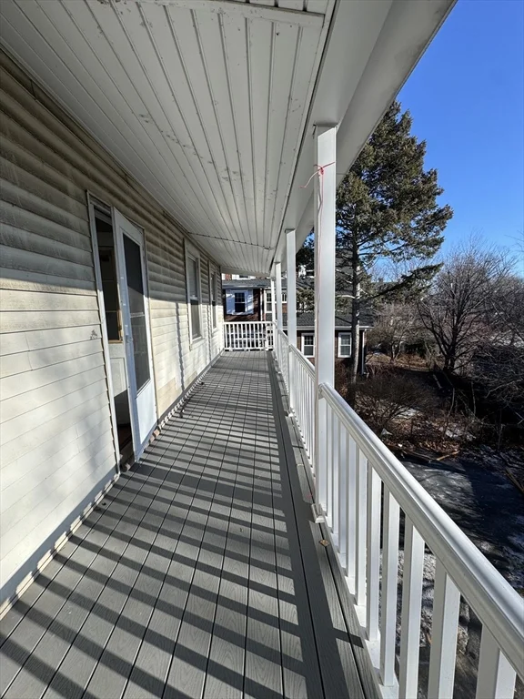 98 Lafayette Park, Lynn