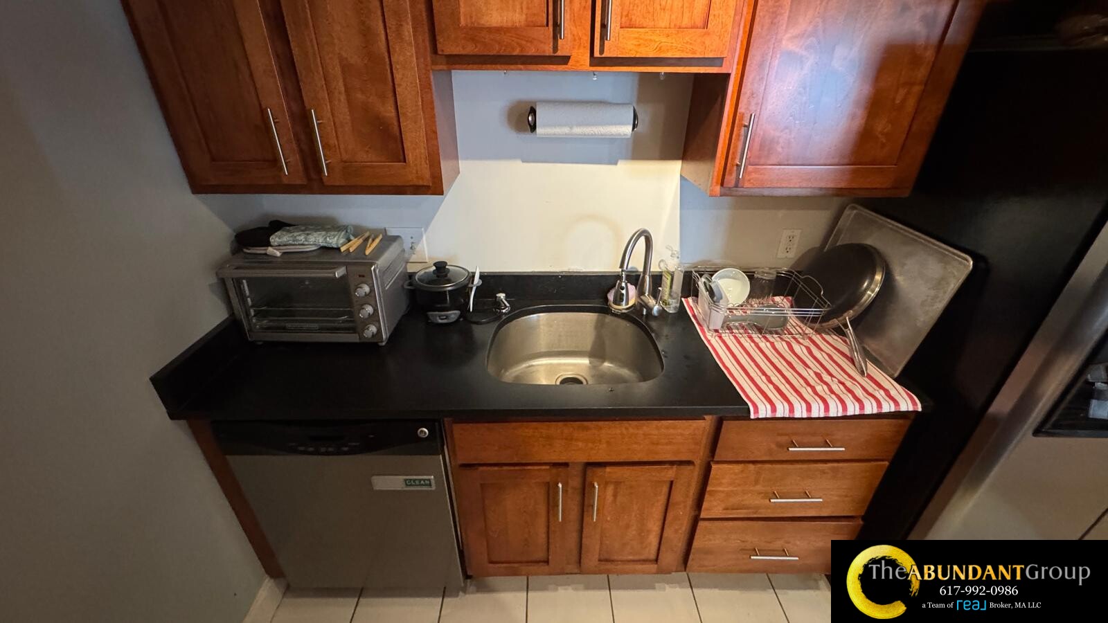 115 Highland Ave, Winter Hill