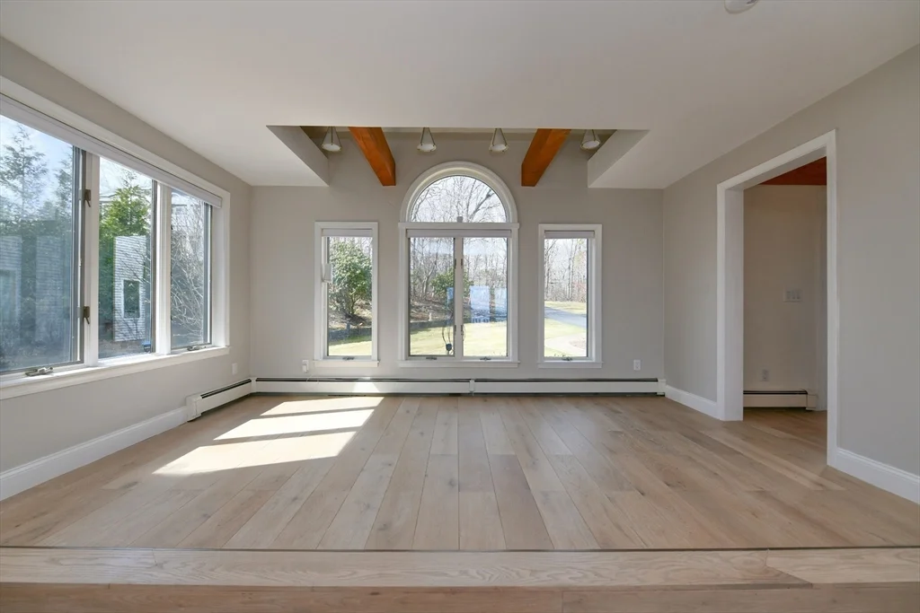 31 Ellisville Rd, Ellisville