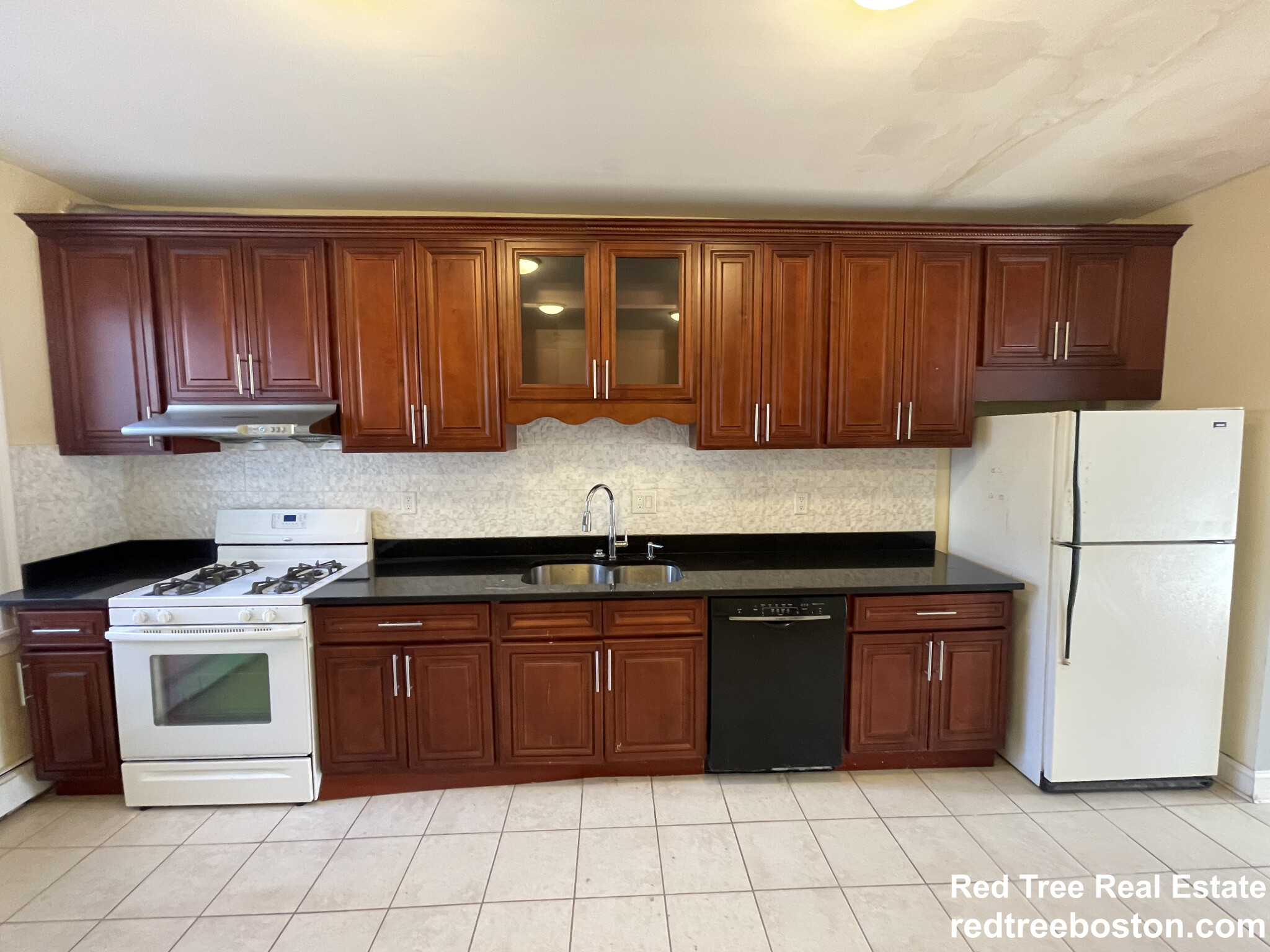 7 High Street Pl, Brookline