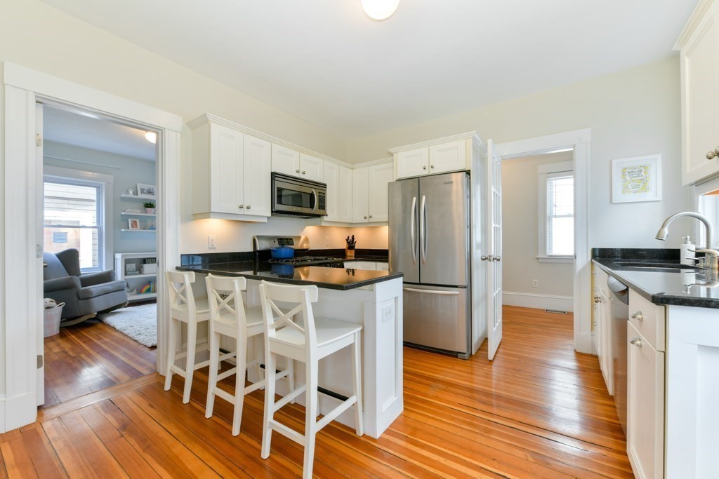 72 Lexington Ave, Davis Square