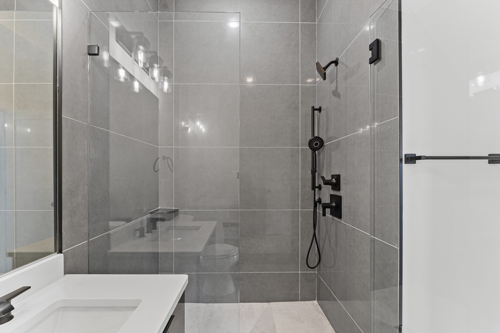 115 Thurston St, Winter Hill