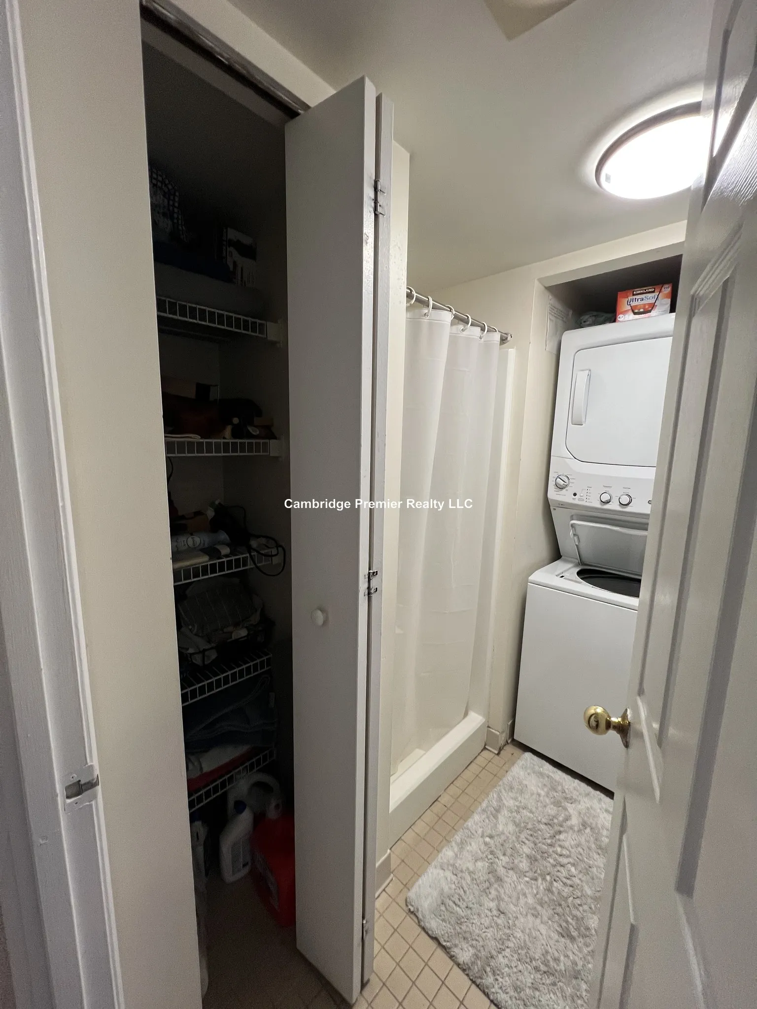 345 Franklin St, Riverside