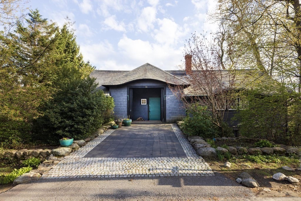 86 Colbourne Crescent, Aspinwall Hill