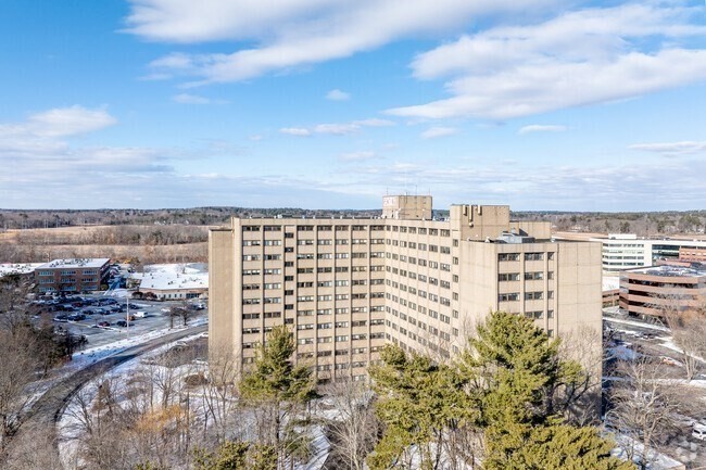 95 Audubon Rd, Wakefield