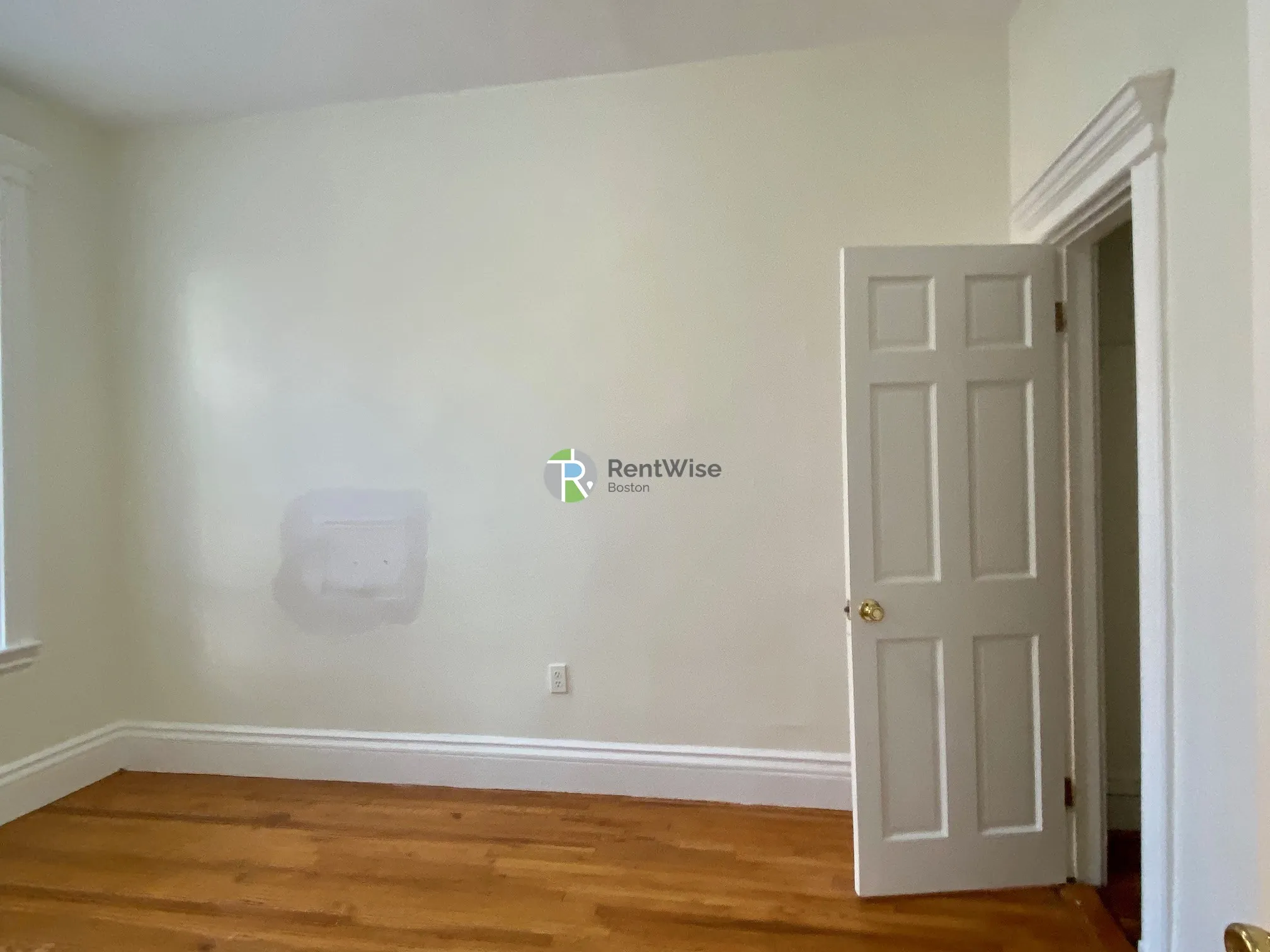 1302 Commonwealth Ave, Allston