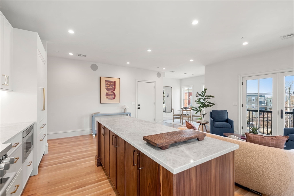 60 Williams St, Jamaica Plain