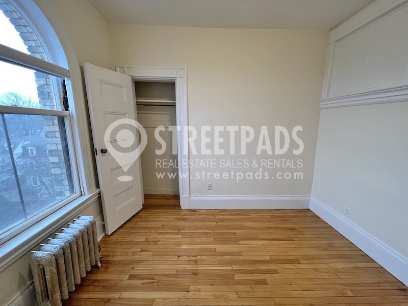 2 Ware St, Mid-Cambridge