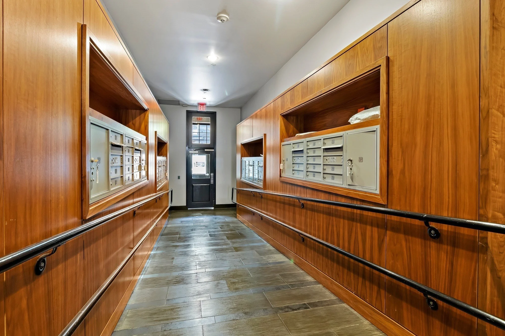 33 3rd Ave, Charlestown