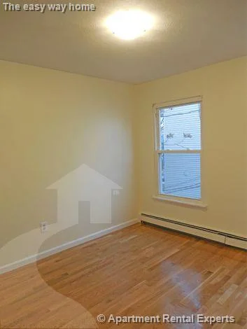 19 Pine St, Central Square