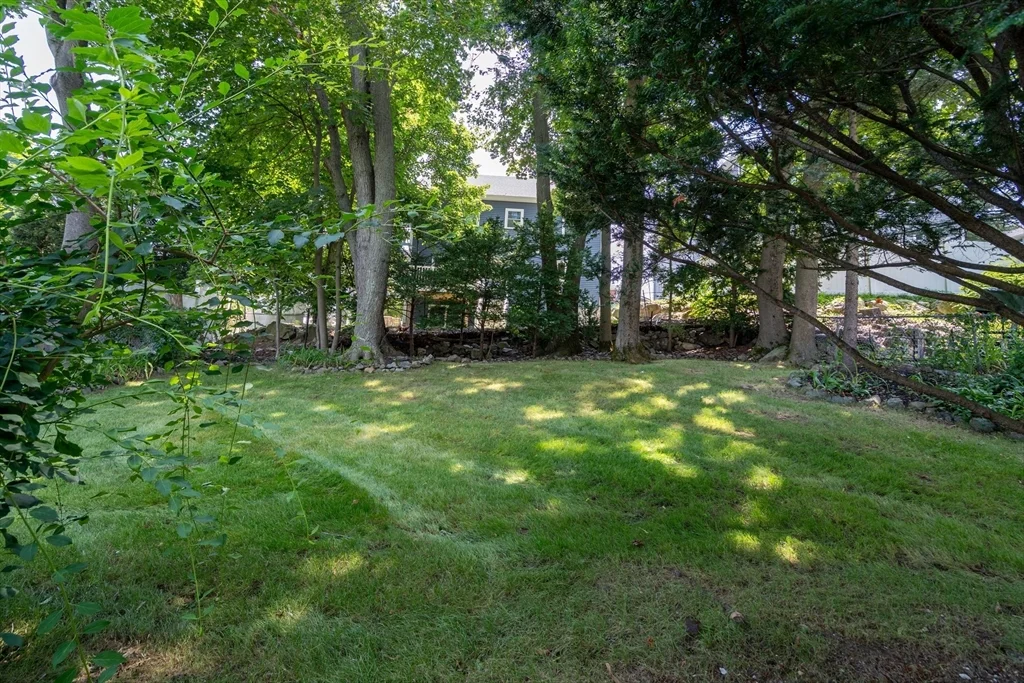 10 Colburn St, Waltham