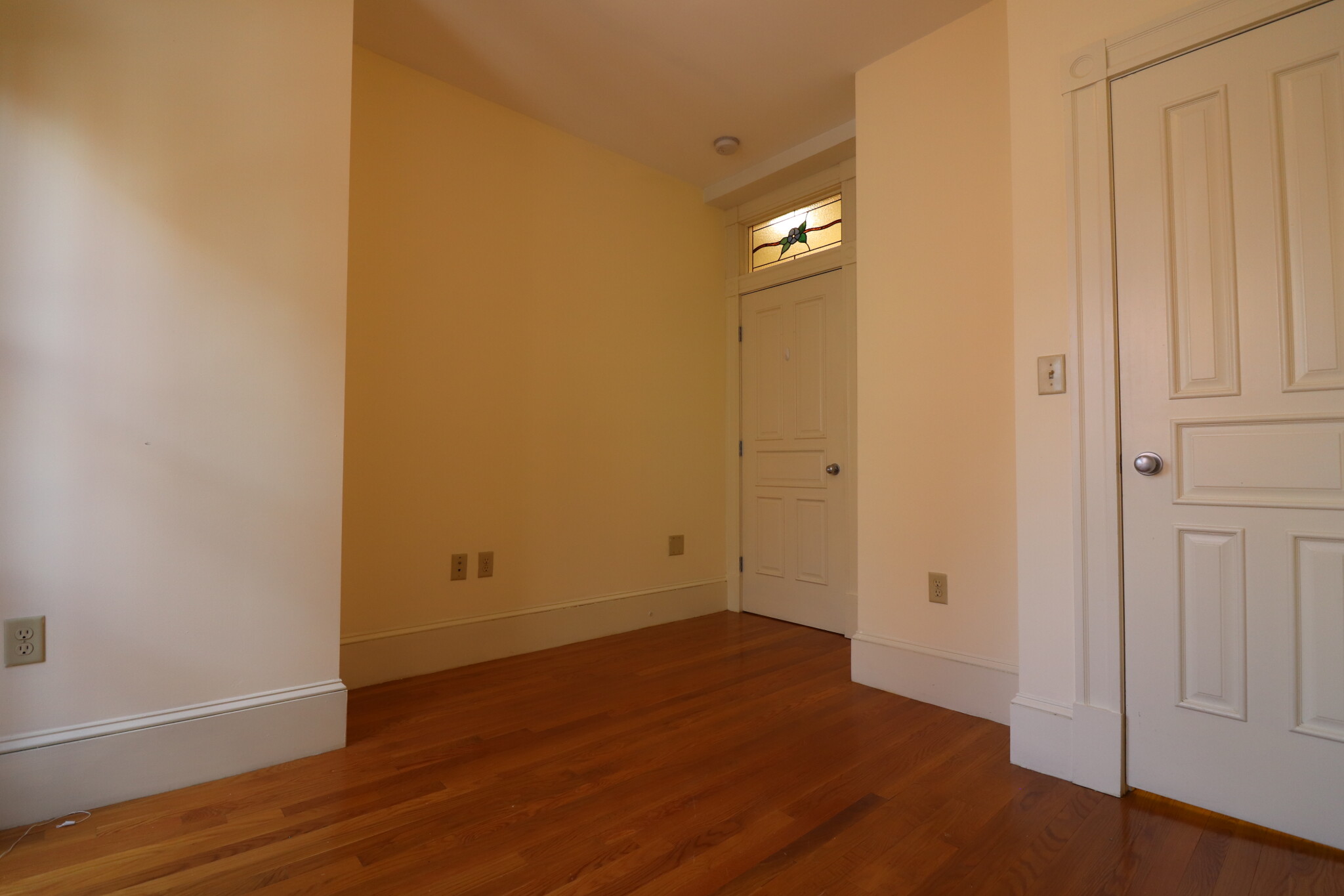 195 Commonwealth Ave, Back Bay