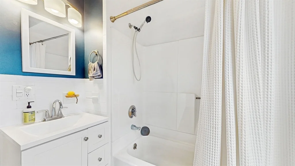 14 Chestnut St, Lindenwood