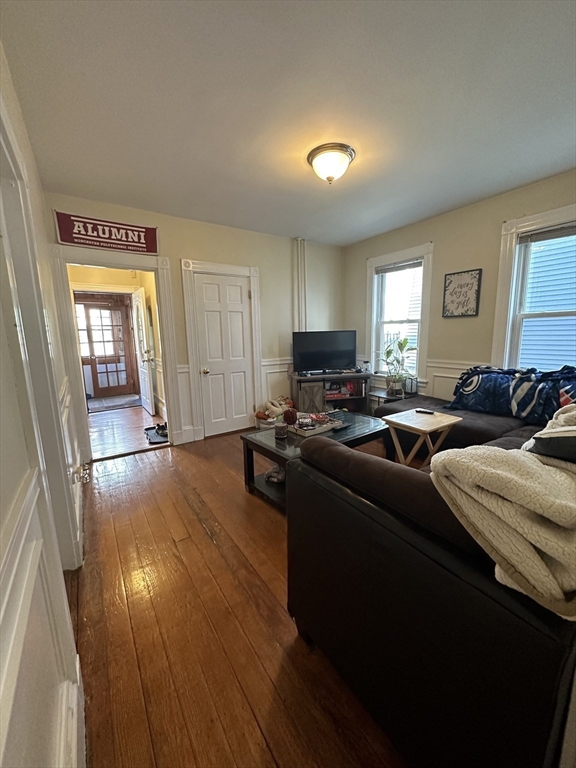 34 Justin Rd, Oak Square