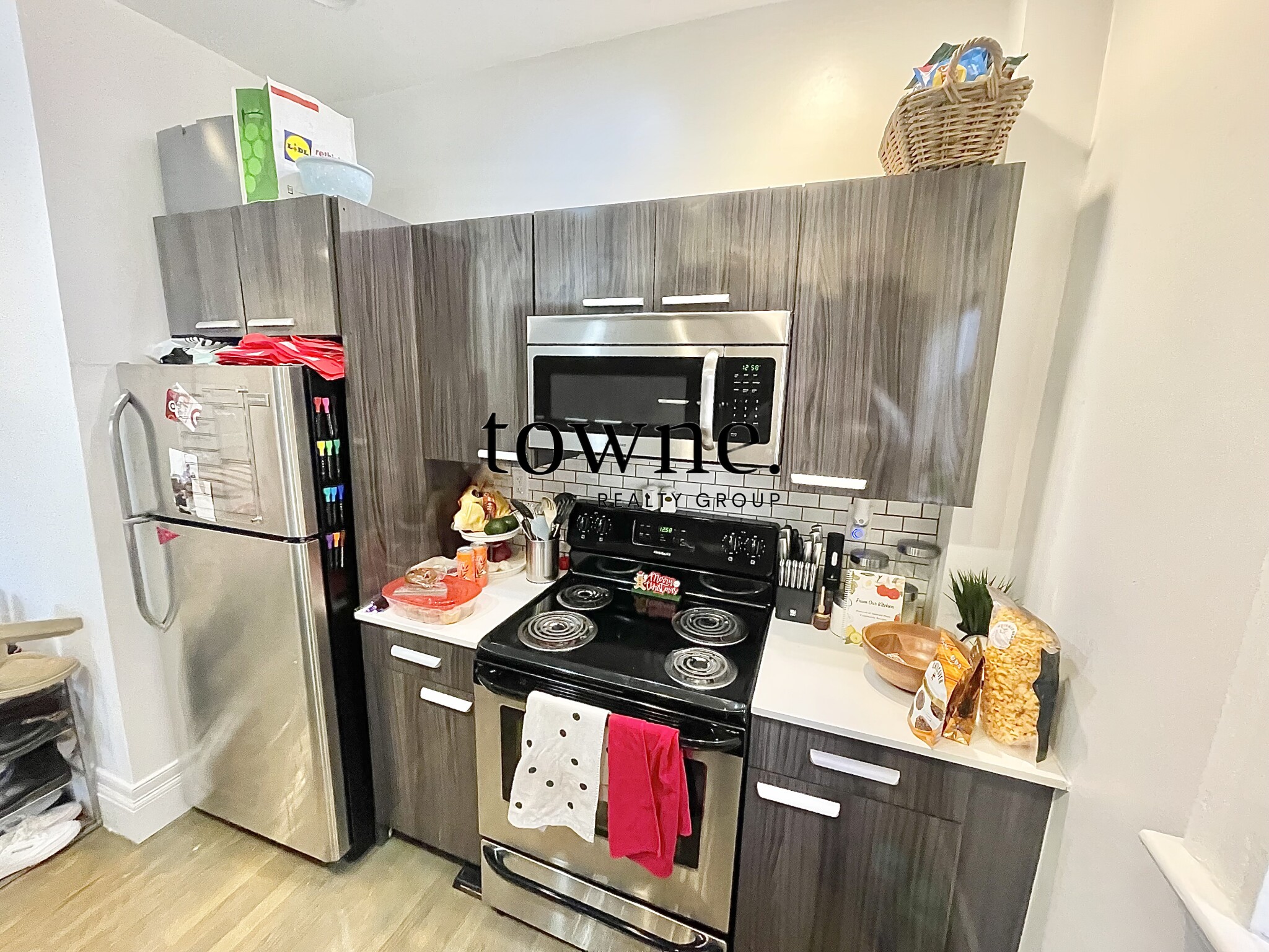 106 Queensberry St, Fenway