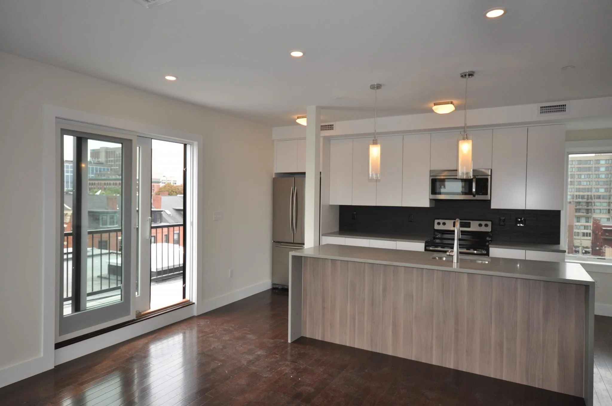 659 Massachusetts Ave, Roxbury