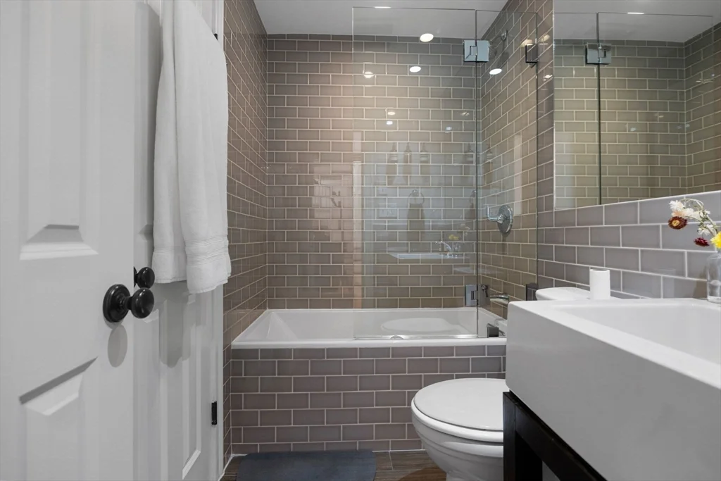 312 Shawmut Ave, South End