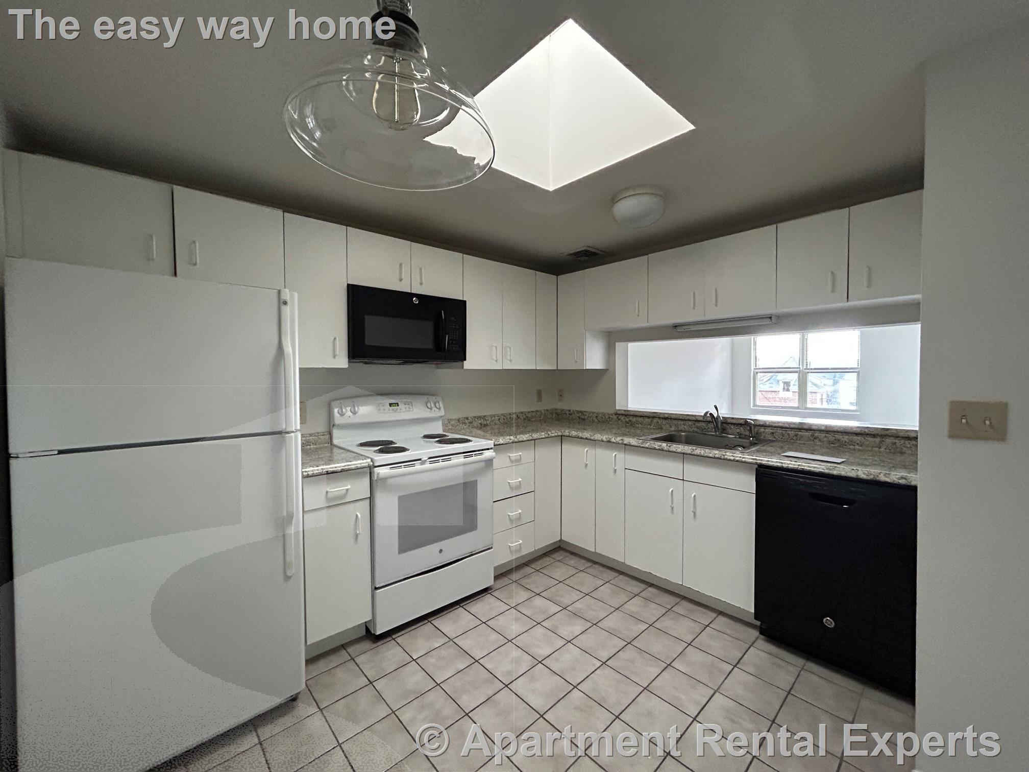 175 Beacon St, Ward Two