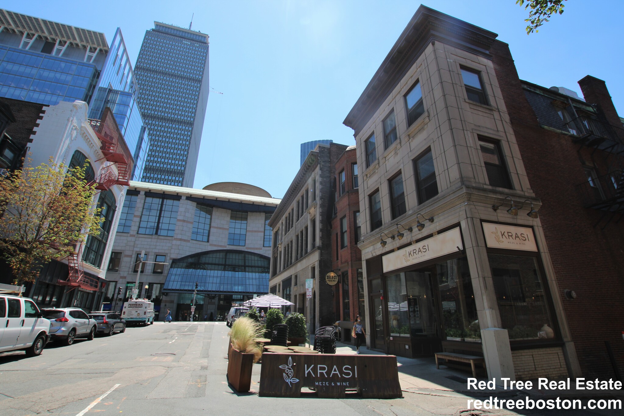 48 Gloucester St, Back Bay