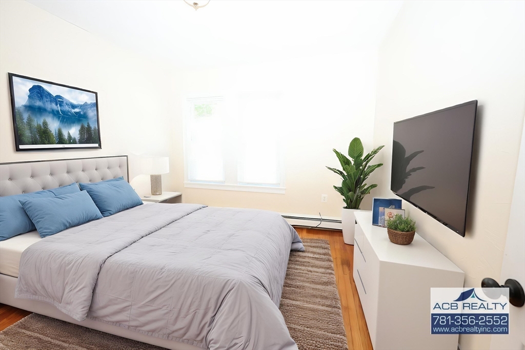 18 Pacific St, Rockland