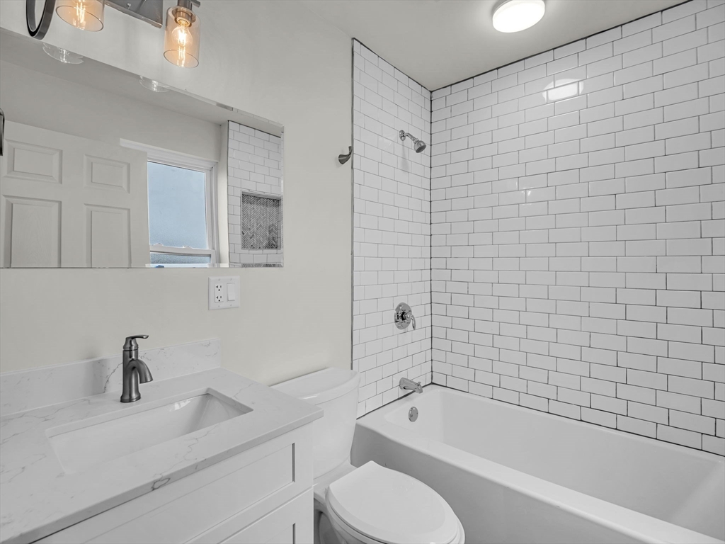 12 Alpine St, Worcester