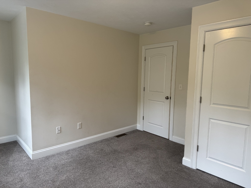 59 Wenham Rd, Carver