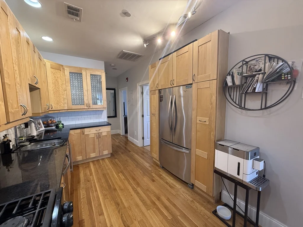 119 Dorchester St, South Boston