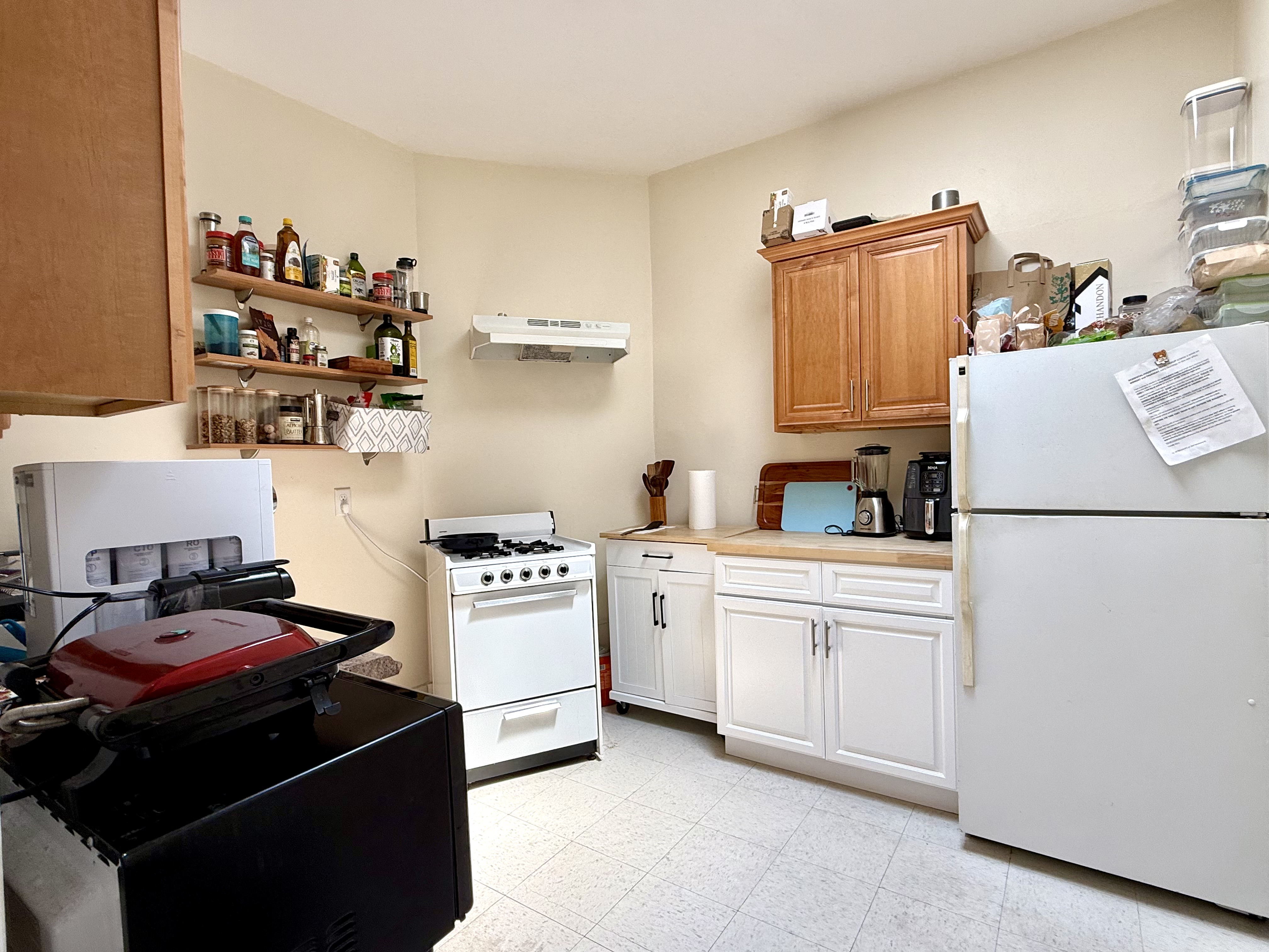 293 Newbury St, Back Bay