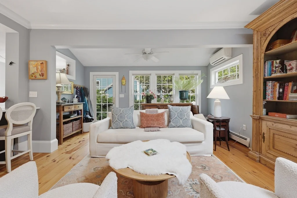 37 Marlboro St, Newburyport