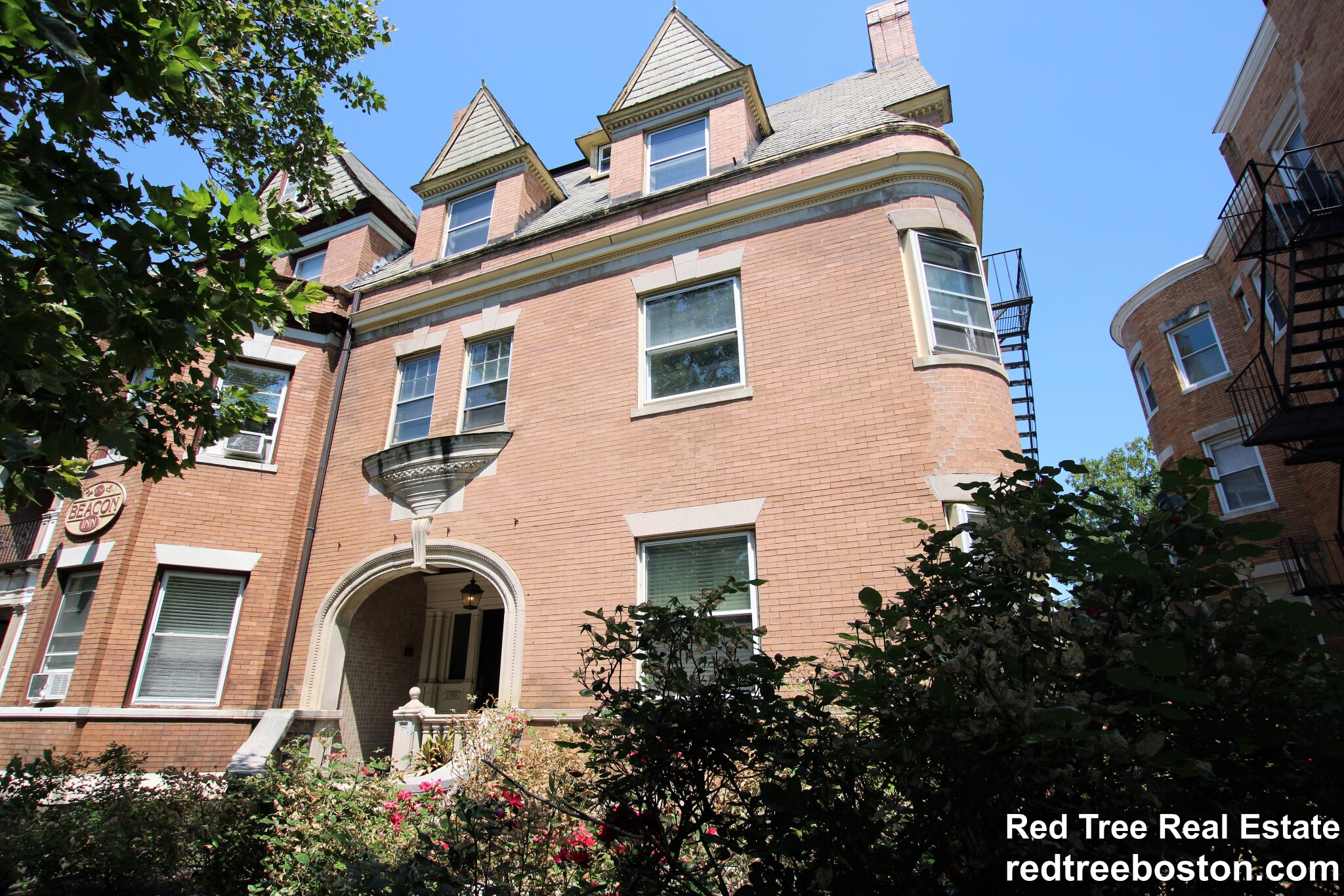 1748 Beacon St, Brookline