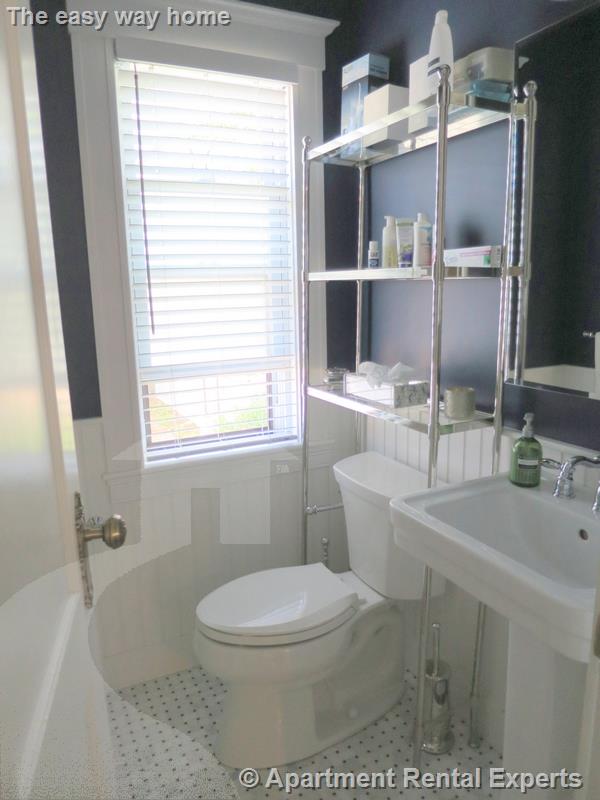 17 Dickson St, Teele Square