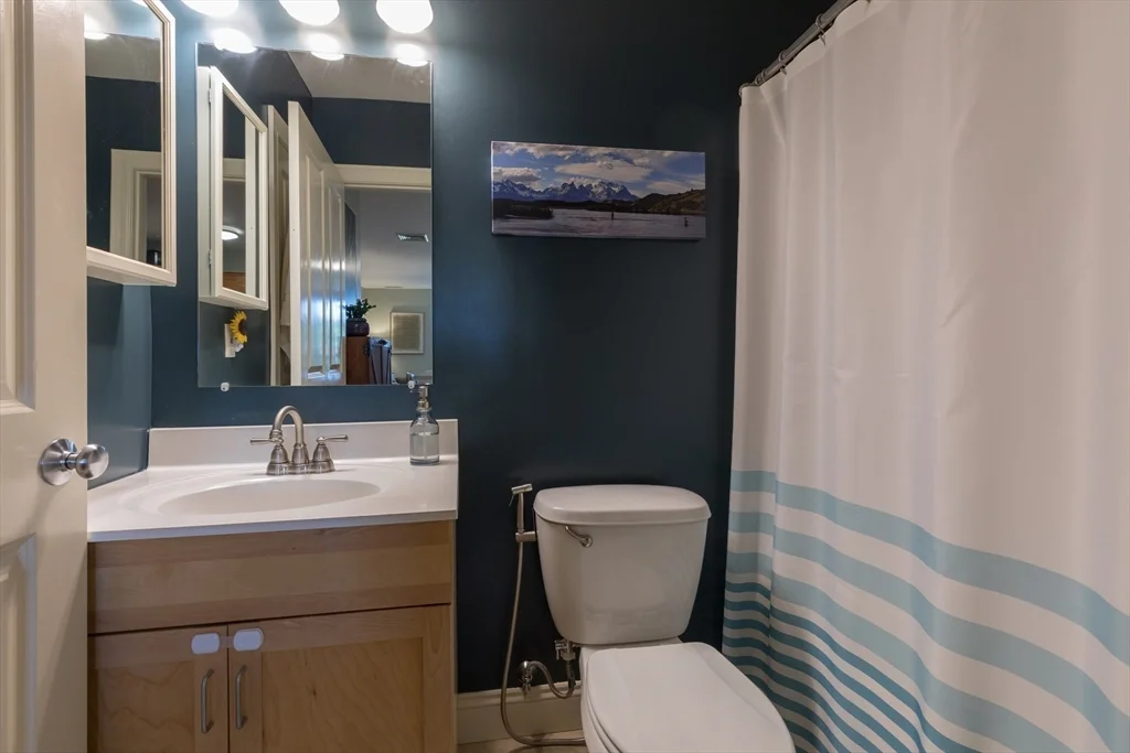 327 Centre St, Jamaica Plain