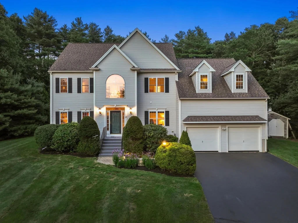 13 Breakneck Hill Rd, Hopkinton