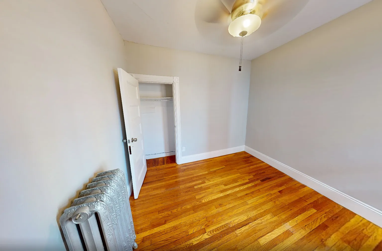 900 Massachusetts Ave, Riverside