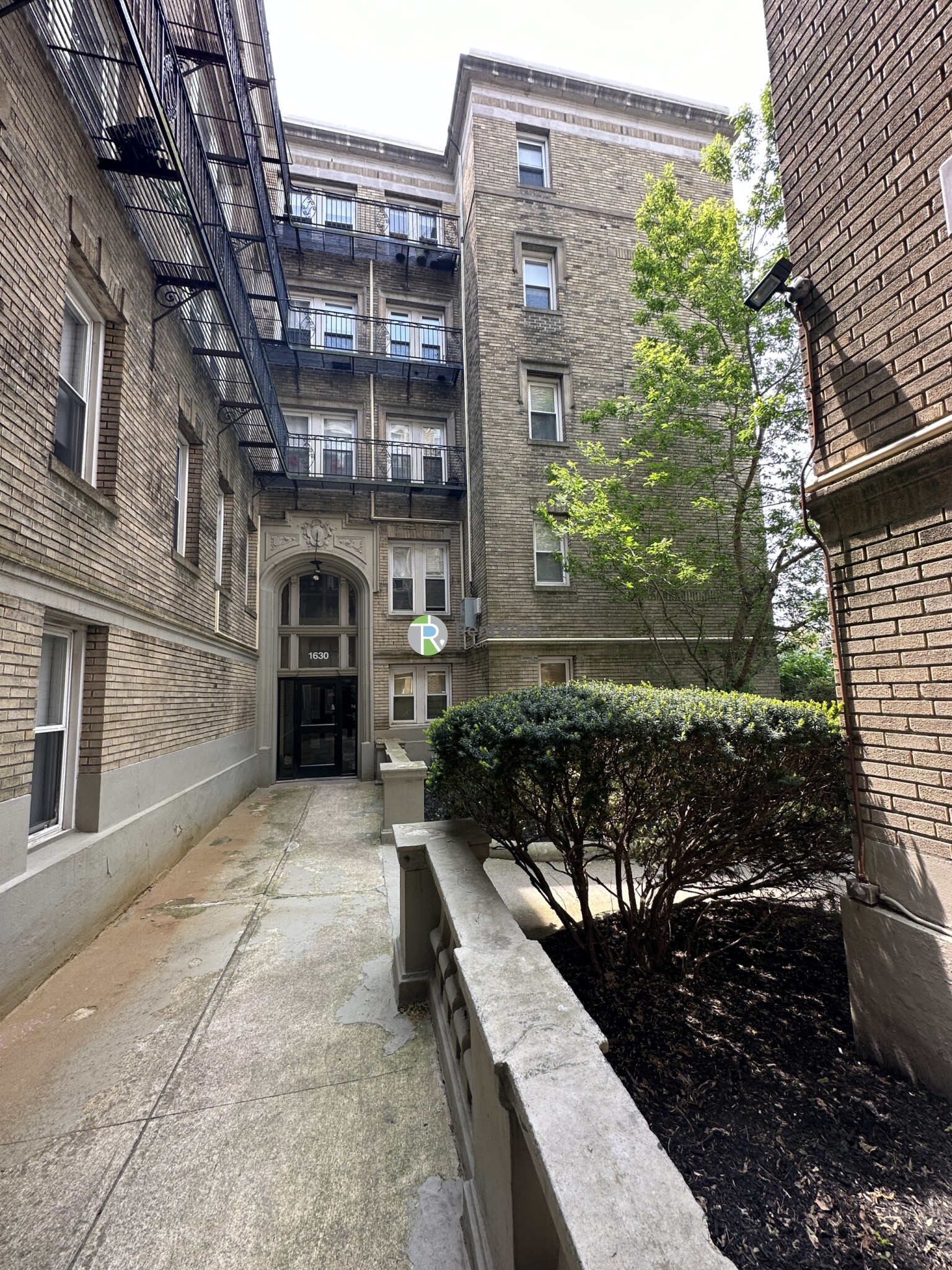 1630 Commonwealth Ave, Brighton