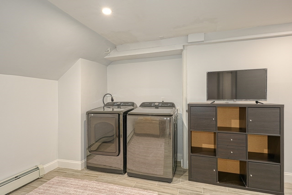 21 Fessenden Rd, Arlington