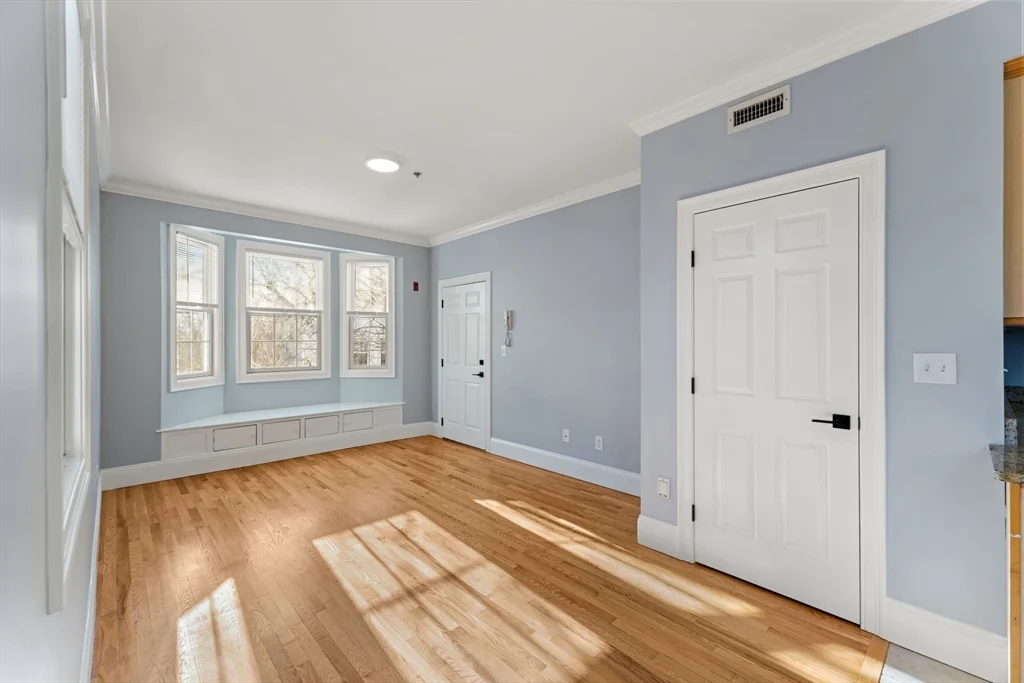 21 Harris St, Ward Two