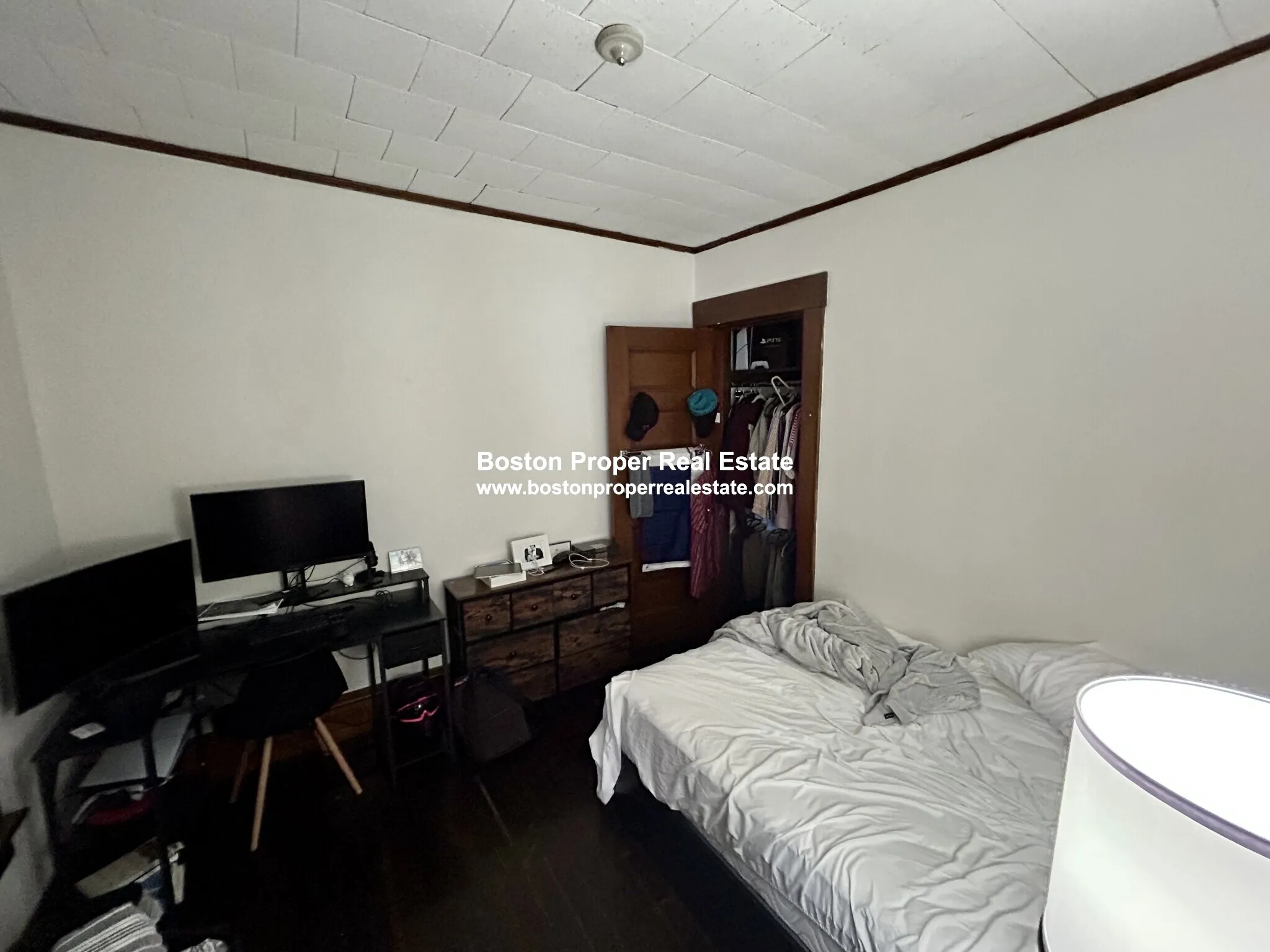 1137 Massachusetts Ave, Harvard Square