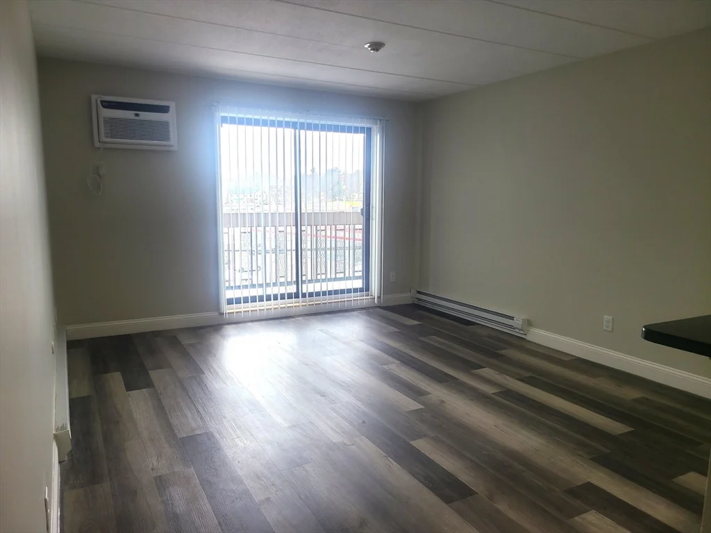 576 Washington St, Weymouth