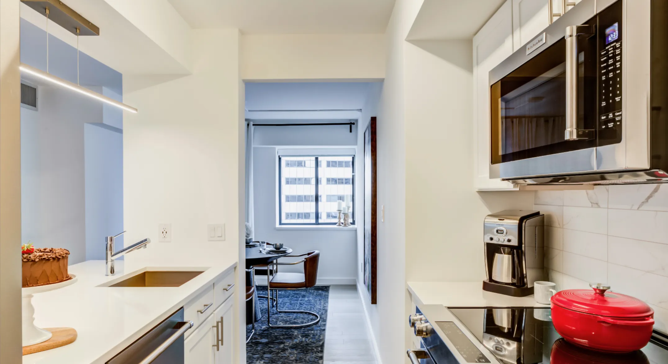 125 Devonshire Pl, Downtown