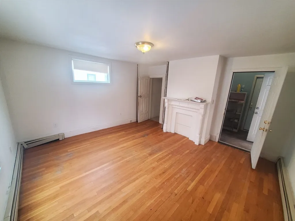 18 Rockville Park, Roxbury