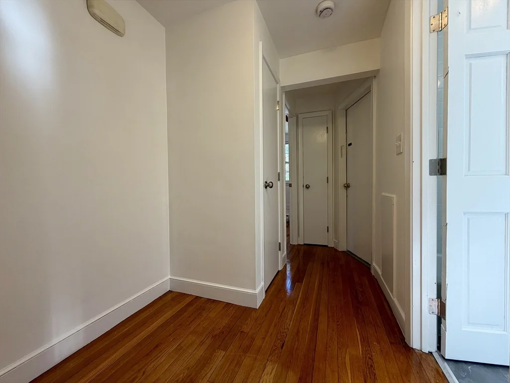 15 Park Ave, Foxboro