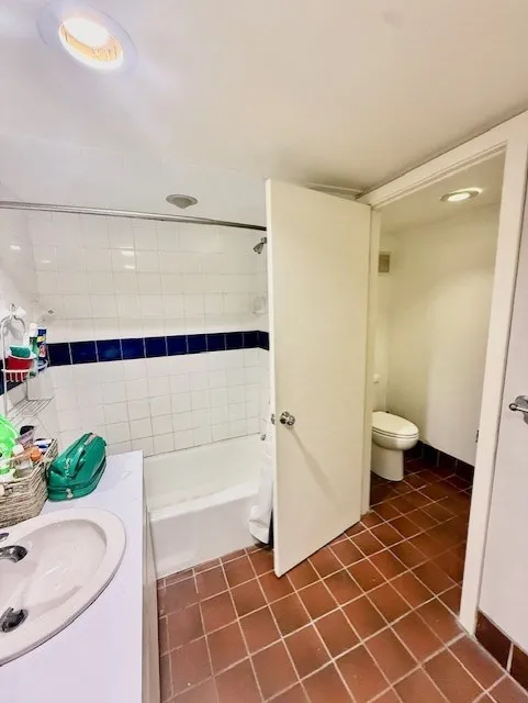 57 Fulton St, North End