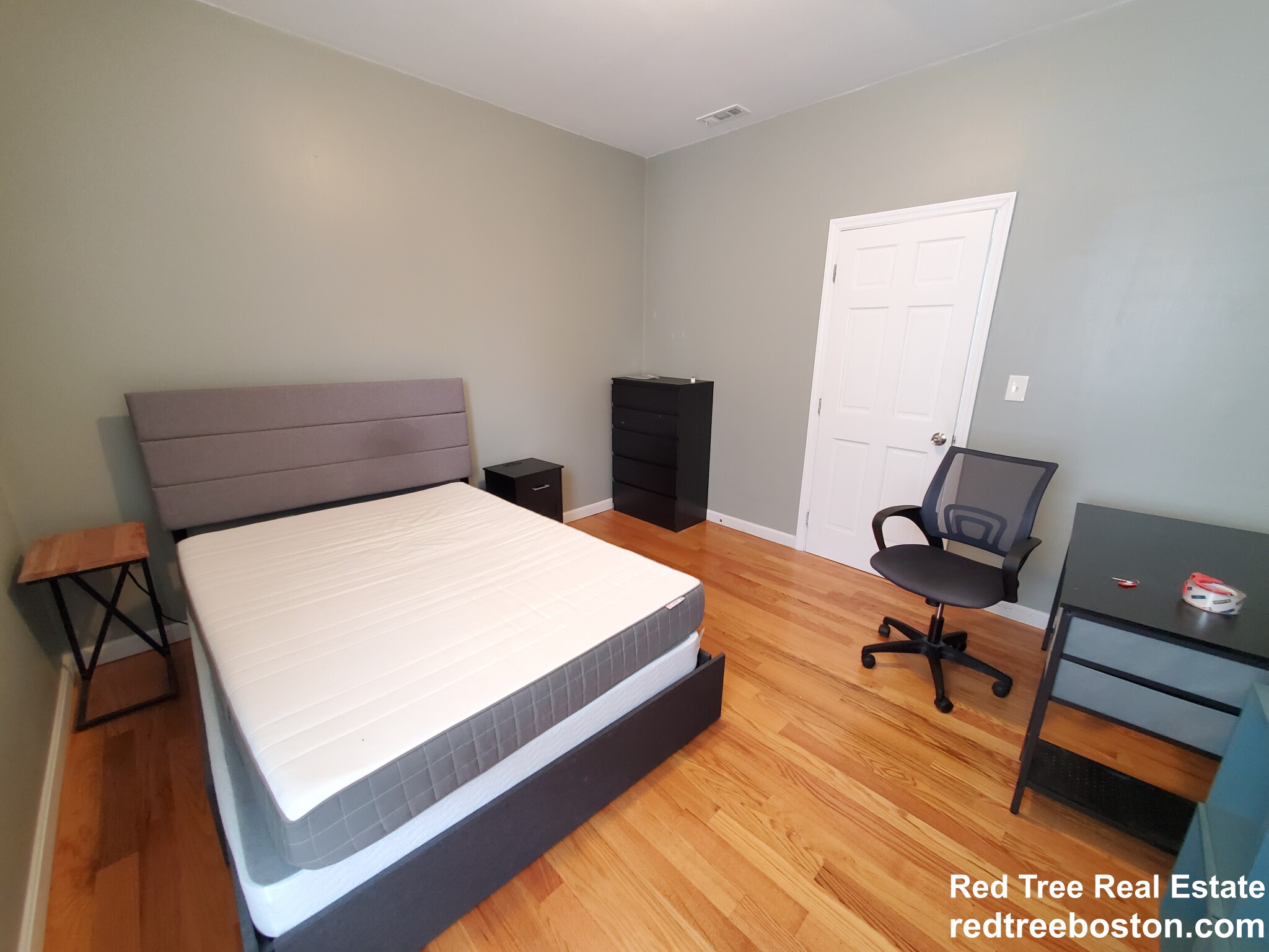 296 Brookline St, Cambridgeport