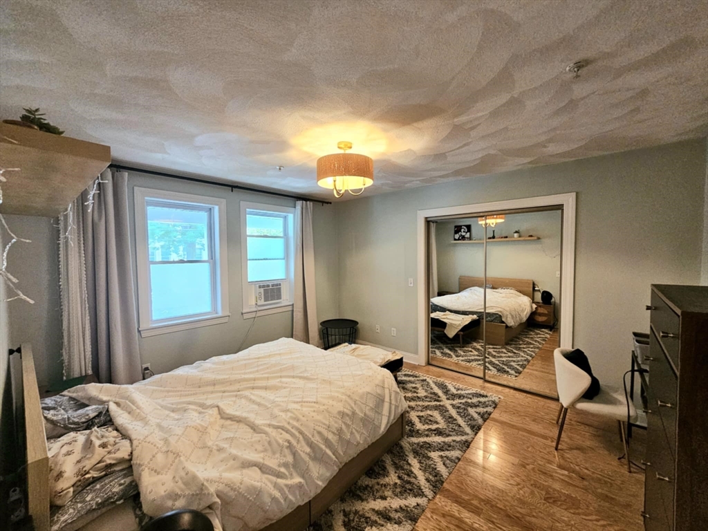 26 Holden St, Malden