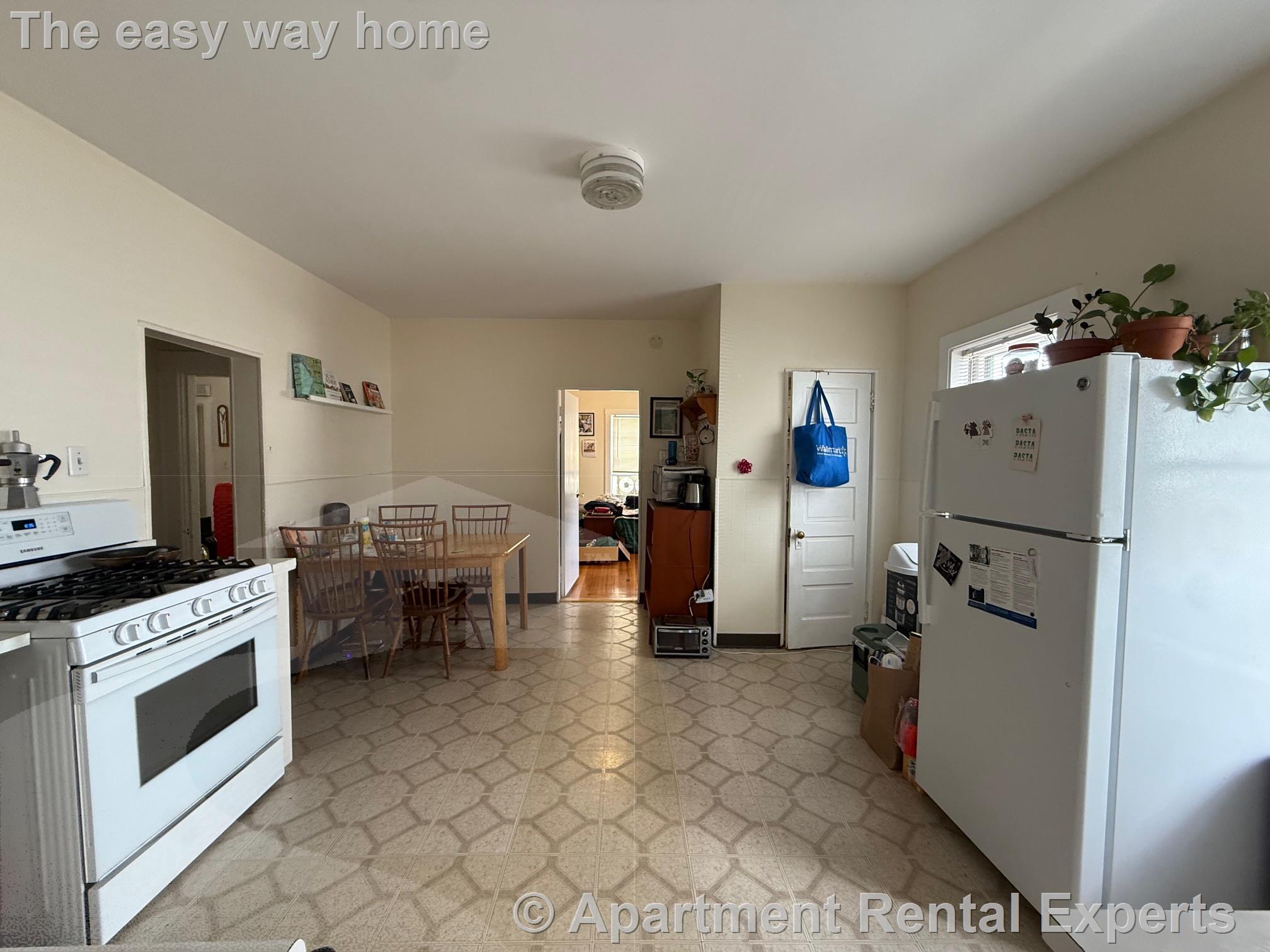 25 Knapp St, Union Square