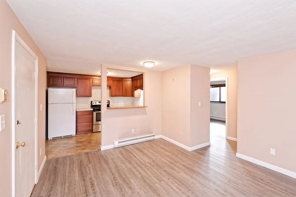 1325 Worcester Rd, Framingham