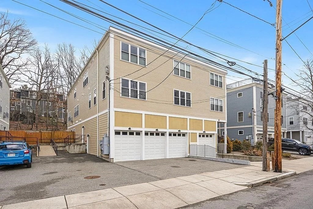 855 Lagrange, West Roxbury